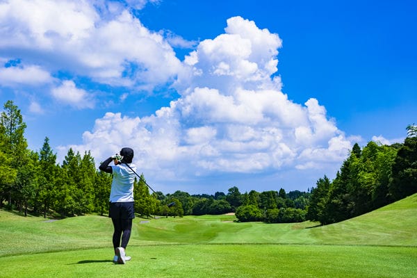 自由なゴルフを楽しむためには、ゴルフ会員権がオススメ！